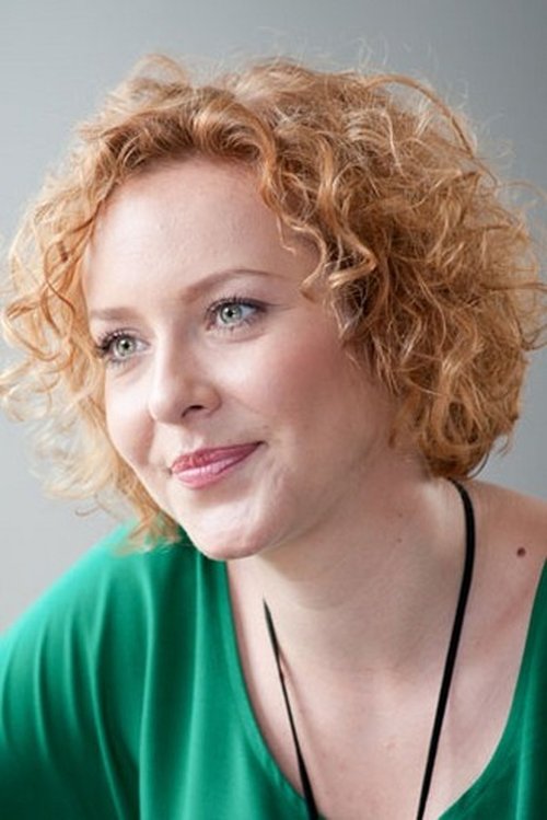 Dominika Markuszewska as Dusia