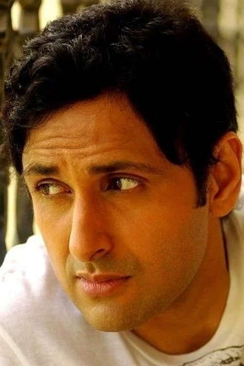 Parvin Dabas as Siddharth