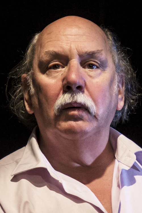 José Secall as José 'Pepucho' Rivera