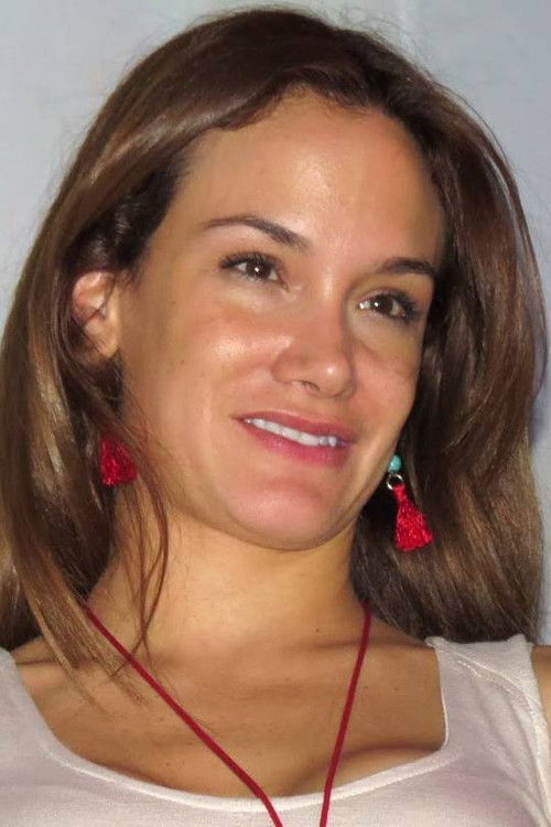 Alessandra Pozzo as Lorena Aguilar