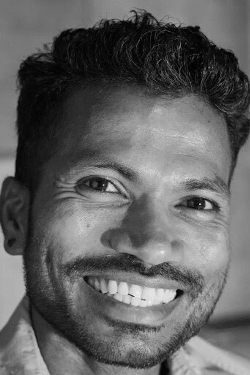 Vasanth Selvam as Periya Pandi