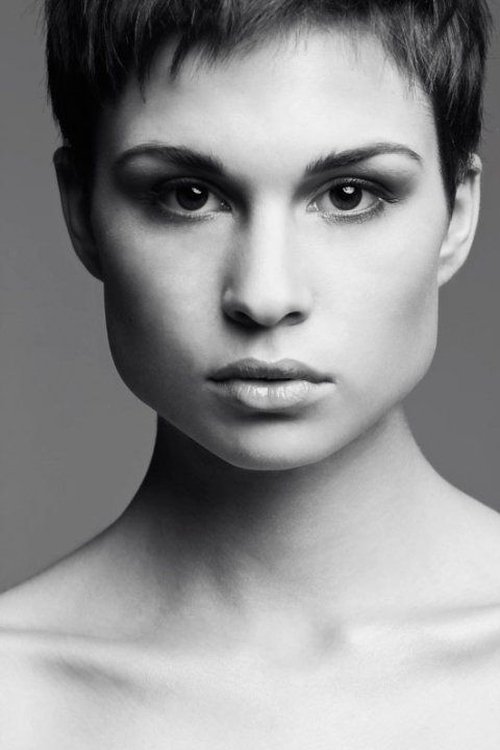 Roxanne Fernandes profile photo