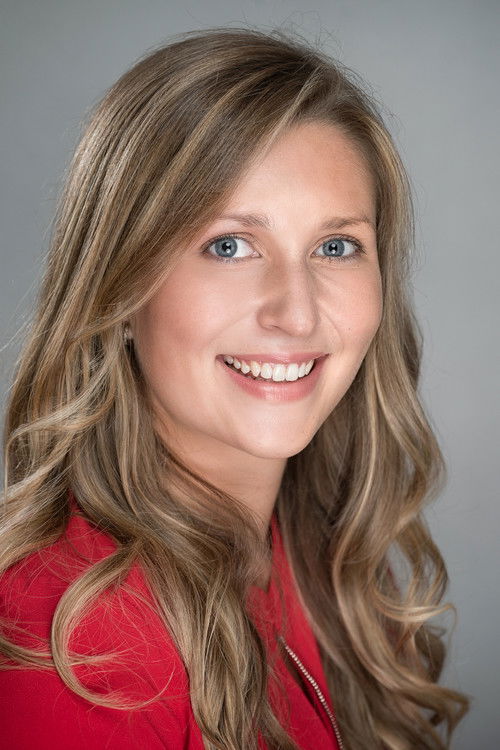 Mélyssa Lorrain as Personnages Évocation