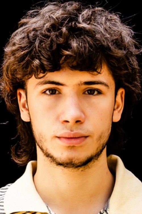 Ignacio Quesada as Pablo