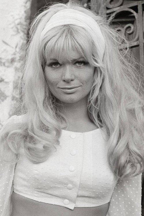 Erika Bergmann as Lisa