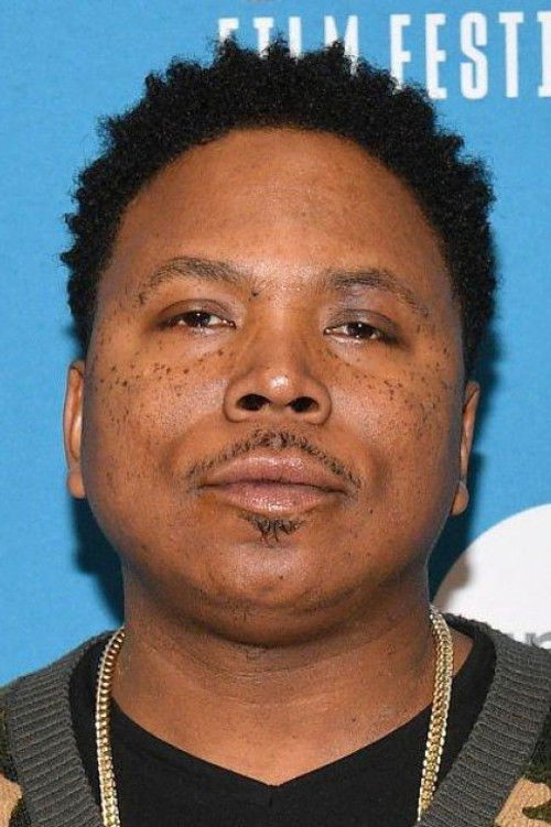 Willie Hen as Preacher