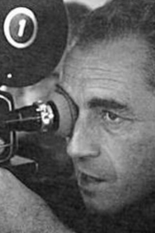 Paulo Gil Soares as Self