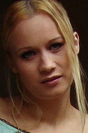Maria Halvorssen as Betty