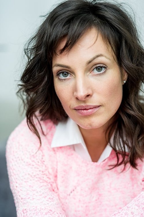 Dagny Dewath as Andrea