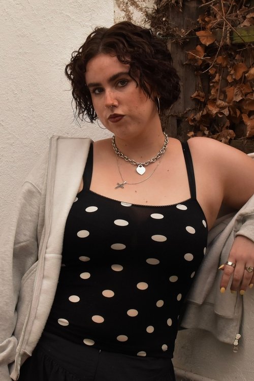 Amalia Farrow as Passer-by