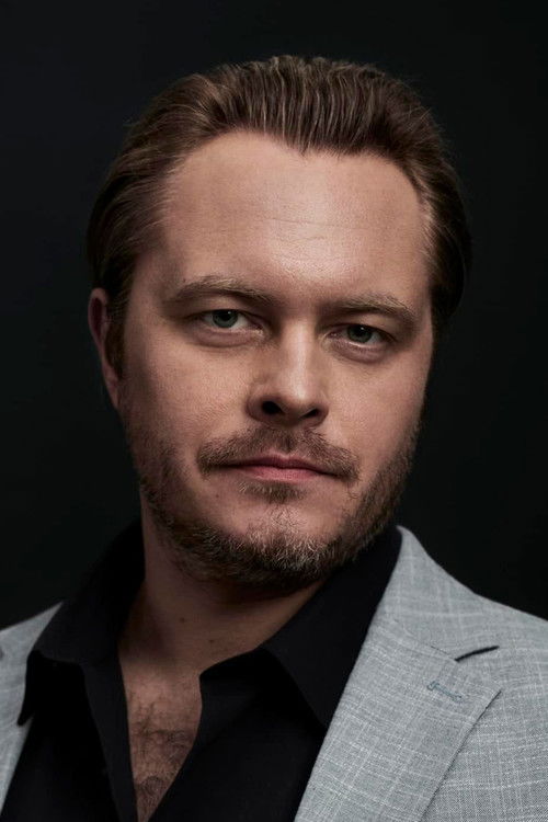 Tomasz Schuchardt as Father