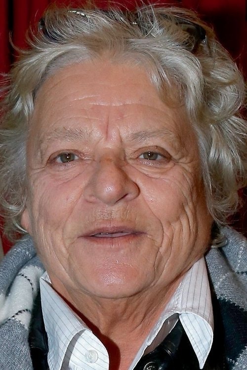 Josée Dayan as Karina