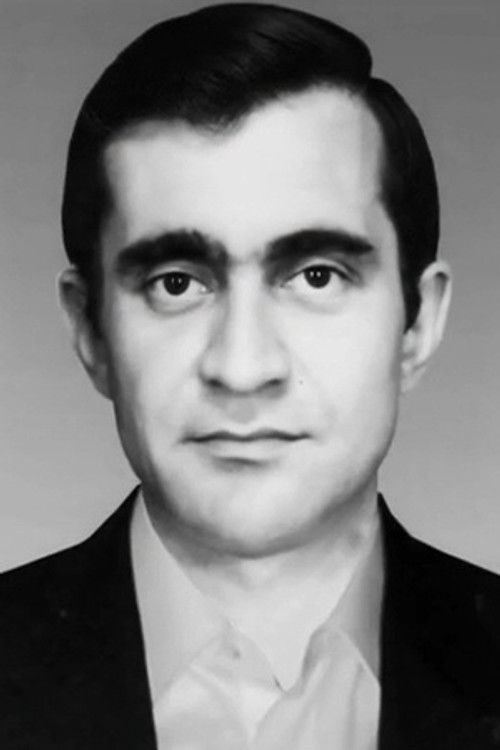 Tofiq Qarayev as Ajdar