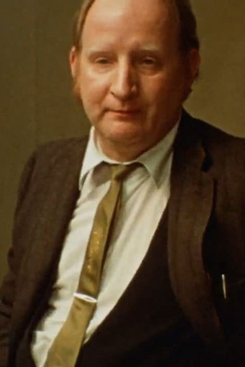 Fred Franklyn as Howard Wynter