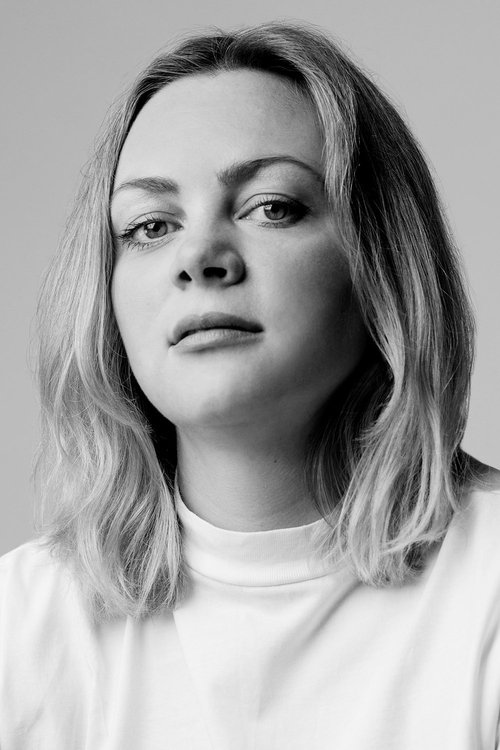 Siri Seljeseth as Elise