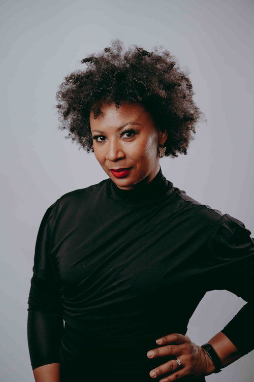 Eloise Cupido as Fenda