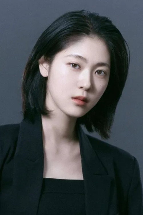 Won Yu-jin as Kang Sol