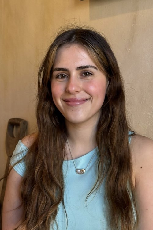 Sabrina Goulding as Esme