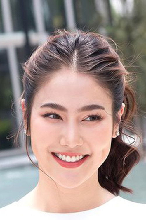 Iverinr Chuenchob as Fongjan