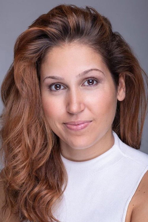 Alexandra Pato as Suzana Padinha