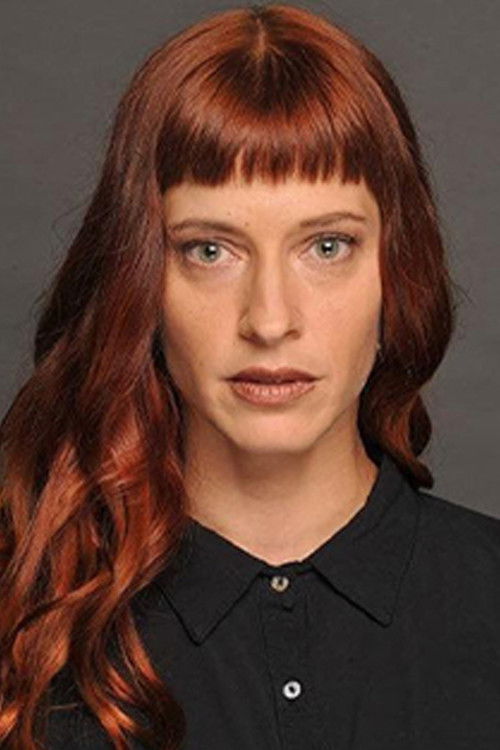 Natalia Pelayo as La Francisca