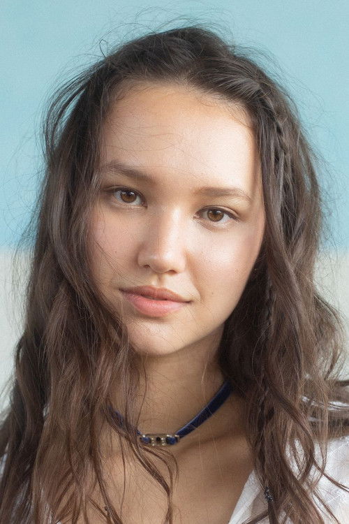 Hana Hope as Tomo / Angel (voice)