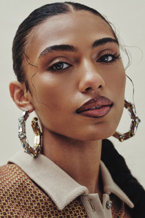 Dior Goodjohn as Herself / Clarrise la Rue