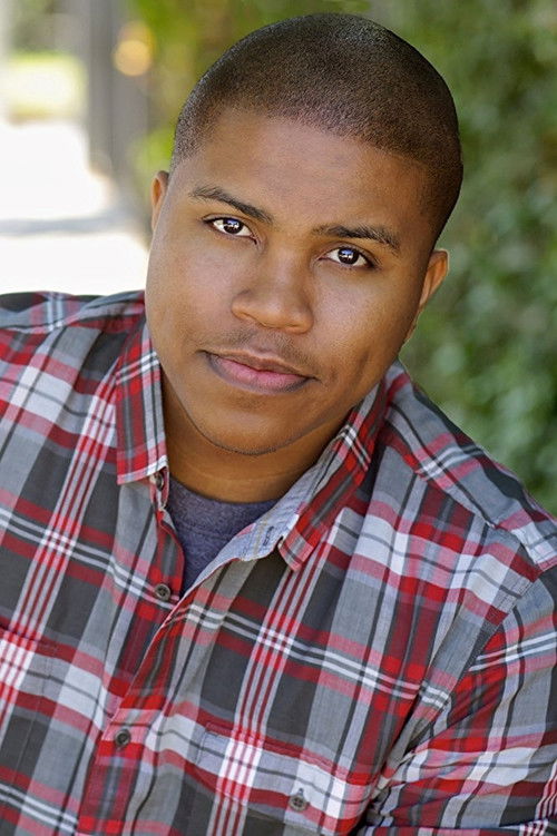 Victor Kelso as Simon