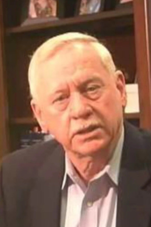 Joe Dougherty as Stuttering Bird (voice)