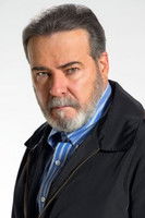César Évora as
