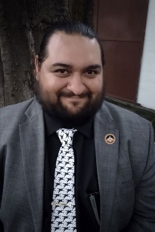 Roberto Figueroa as Self - Host