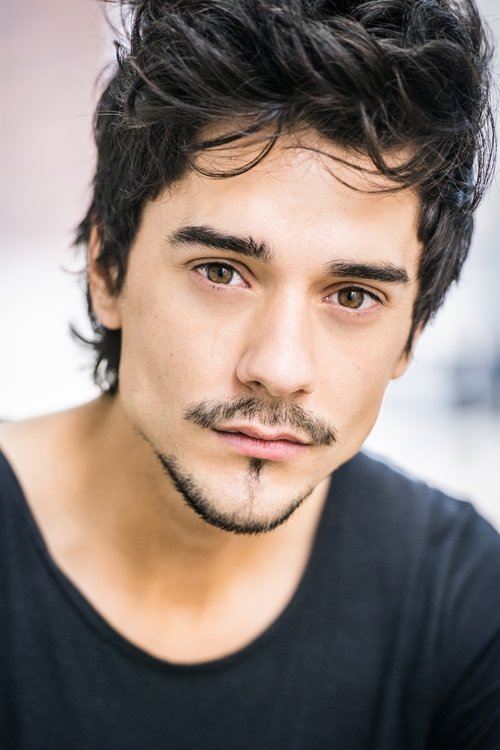 Étienne Courville as Steve