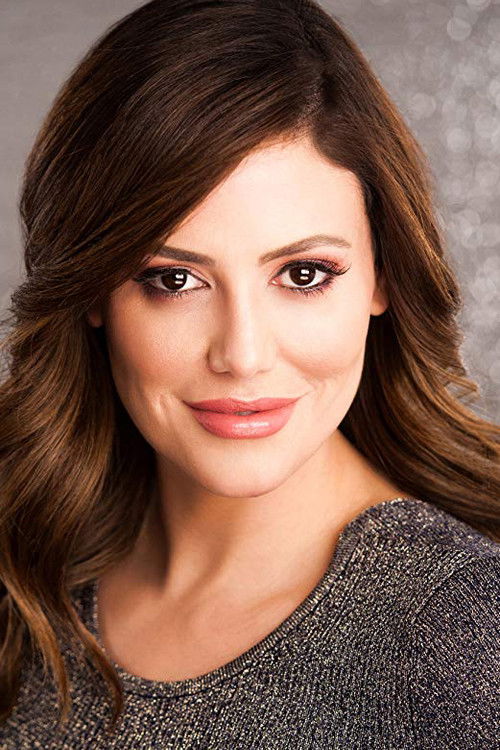 Stefanie Peti as Debbie