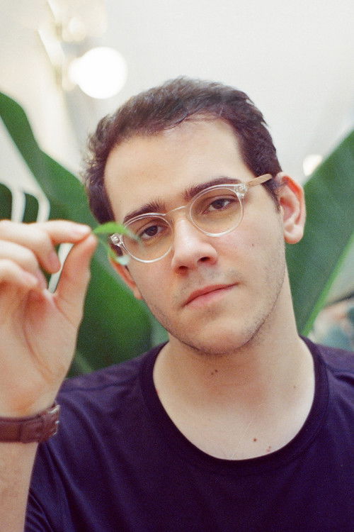 Leonardo Martinelli as 