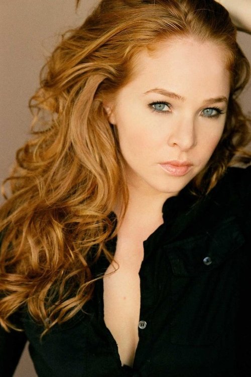 Trisha LaFache as Kelly