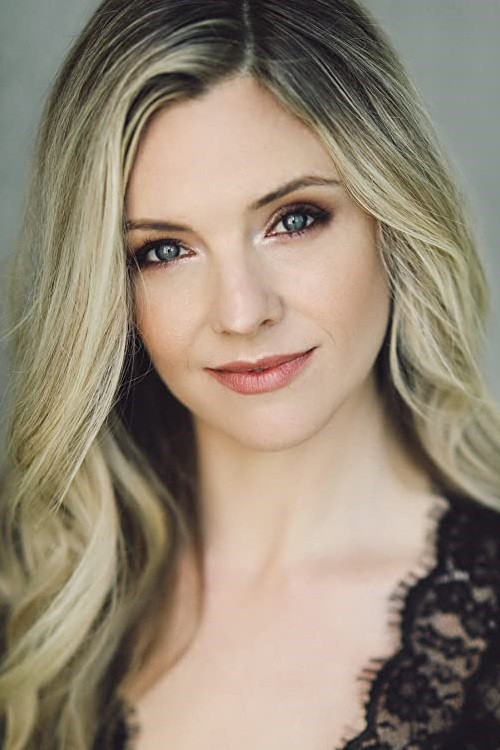 Ashley Evans as Jill Sanders