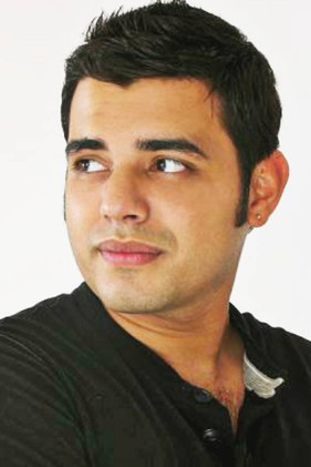 Óscar López as Chuy