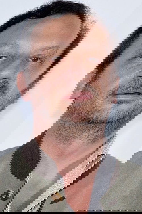 Manuel Munz as Agent Jeanne