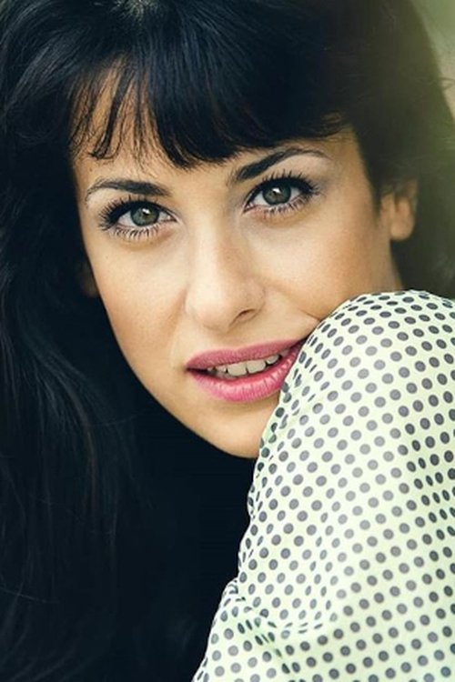 Lara Komar as Irena Slak