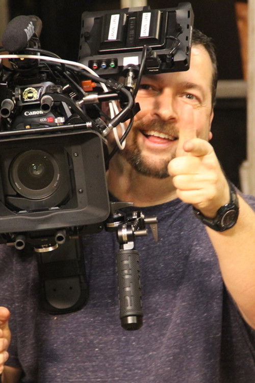 Darrell Martinelli as Steven Smithfields (uncredited)