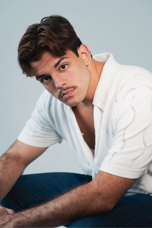 Lorenzo Saliba as Uilton