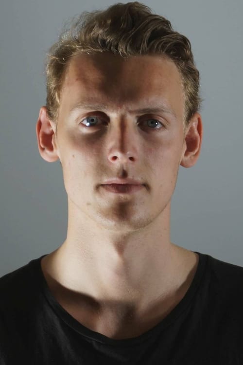 Brede Fristad as Per Røed