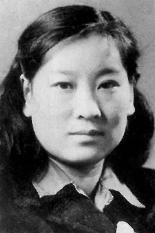 Li Huiying as Worker representative