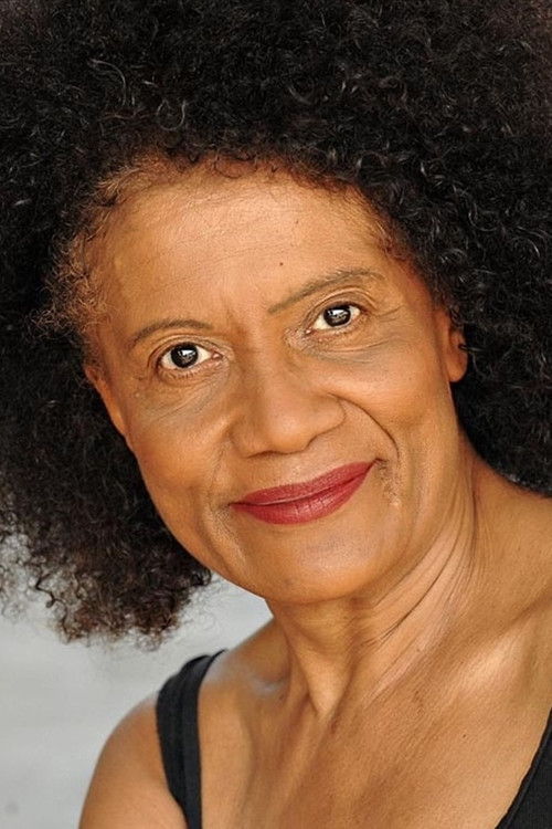 Lawa Fauquet as Josiane