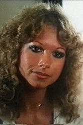 Jiasmin Keller as The Journalist