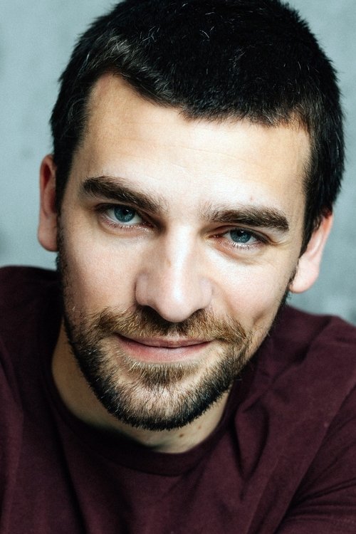 Benjamin Gaitet as Samuel Carrera