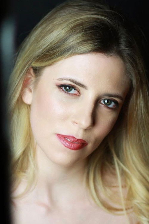 Francesca Cavallo as Alien Messenger