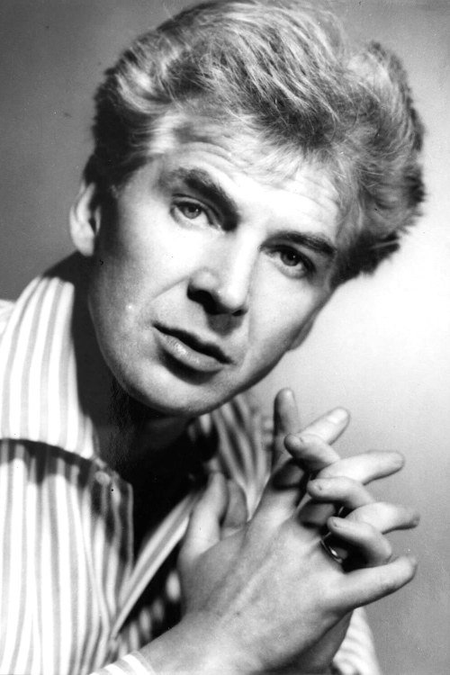 Janusz Nasfeter as Orderly doctor