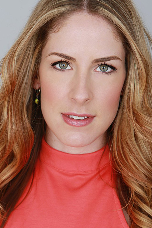 Elyse Price as Macy Nash