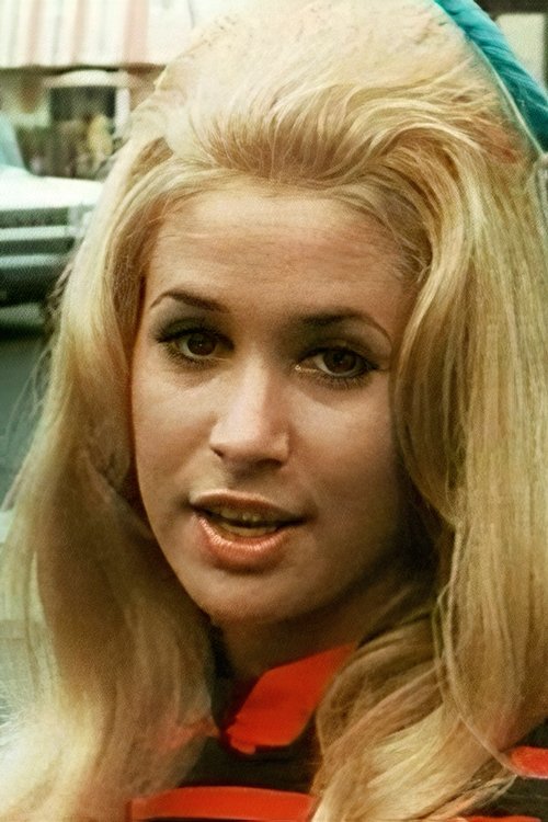 Carrie Rochelle as Karen